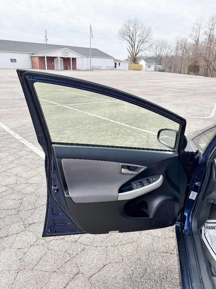 Used 2012 Toyota Prius Three image 9