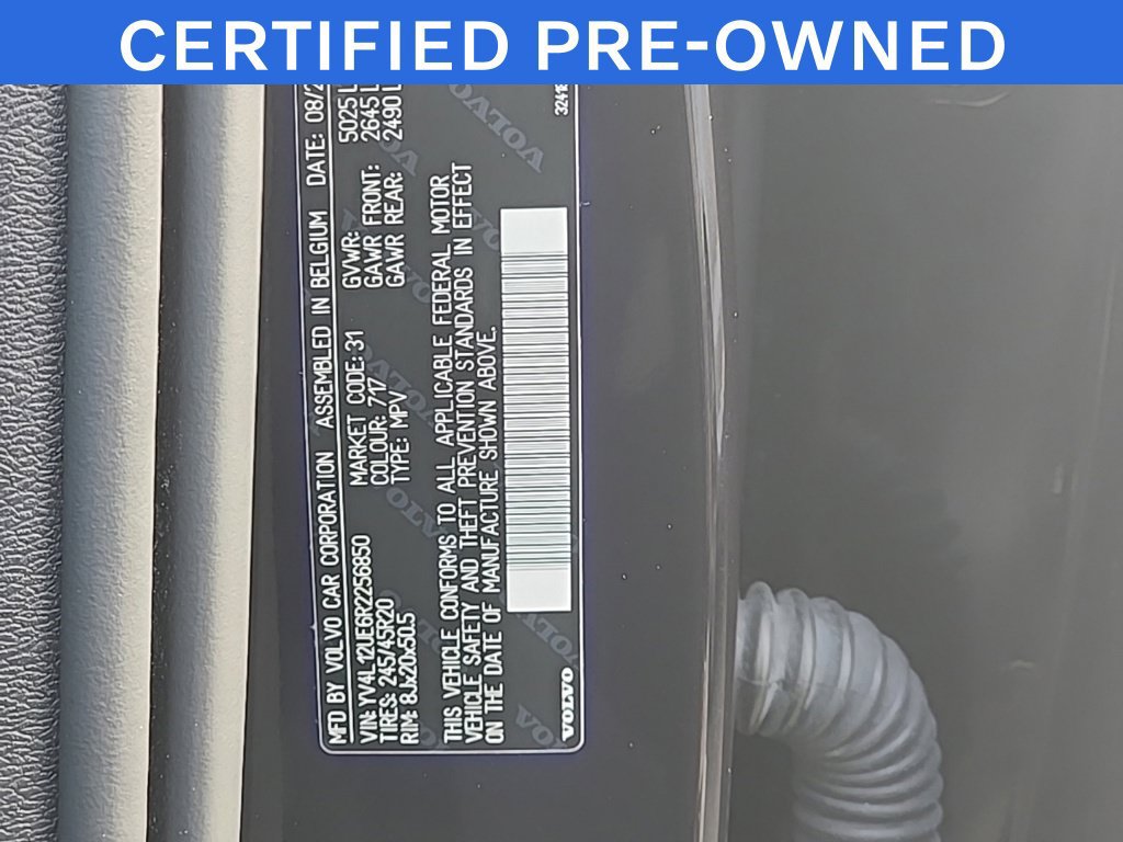 Used 2024 Volvo XC40 B5 Plus w/ Protection Package Premier AWD/4WD image 30