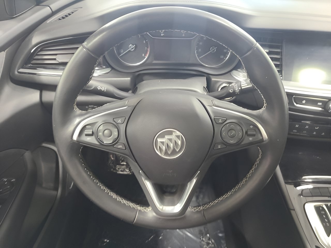 Used 2018 Buick Regal Preferred w/ Sights and Sounds Package AWD/4WD image 27