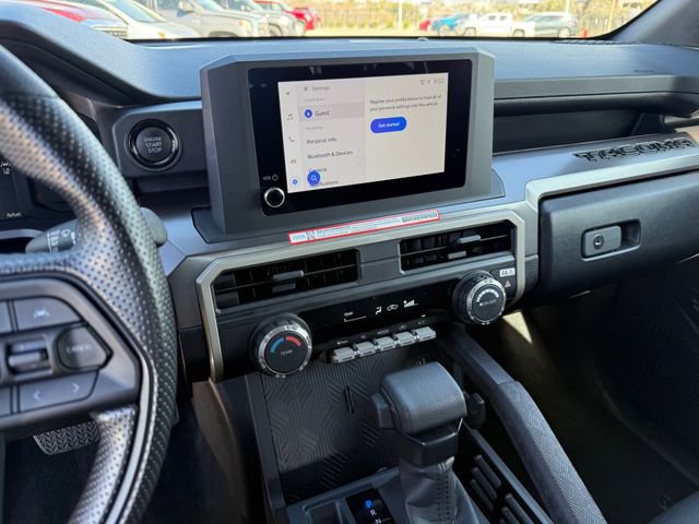 Used 2025 Toyota Tacoma SR5 image 18