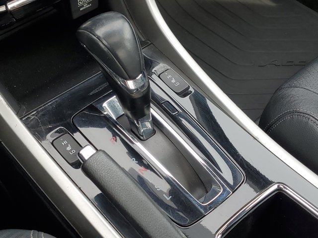 Used 2017 Honda Accord EX-L image 21
