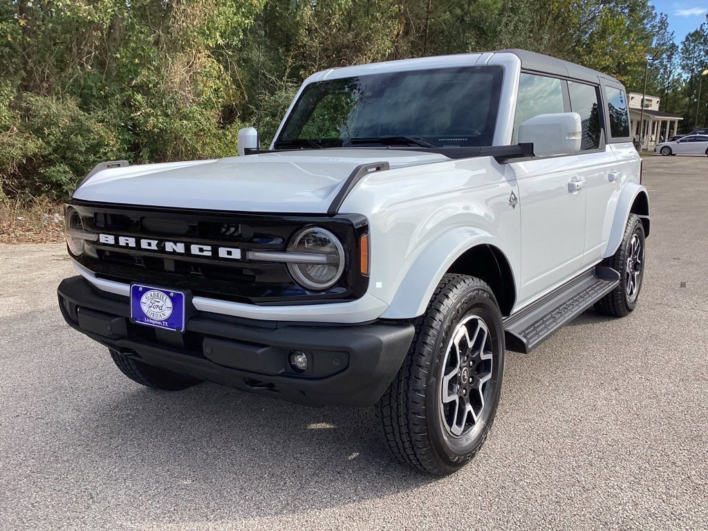 New 2025 Ford Bronco Outer Banks image 3