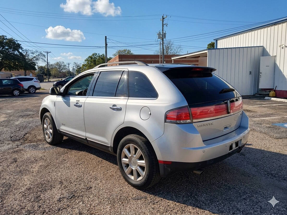 Used 2009 Lincoln MKX 2WD image 3