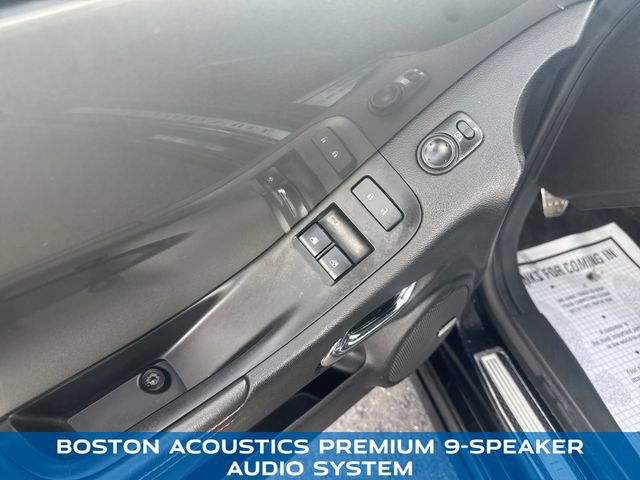Used 2015 Chevrolet Camaro SS w/ SS Performance Package RWD image 11
