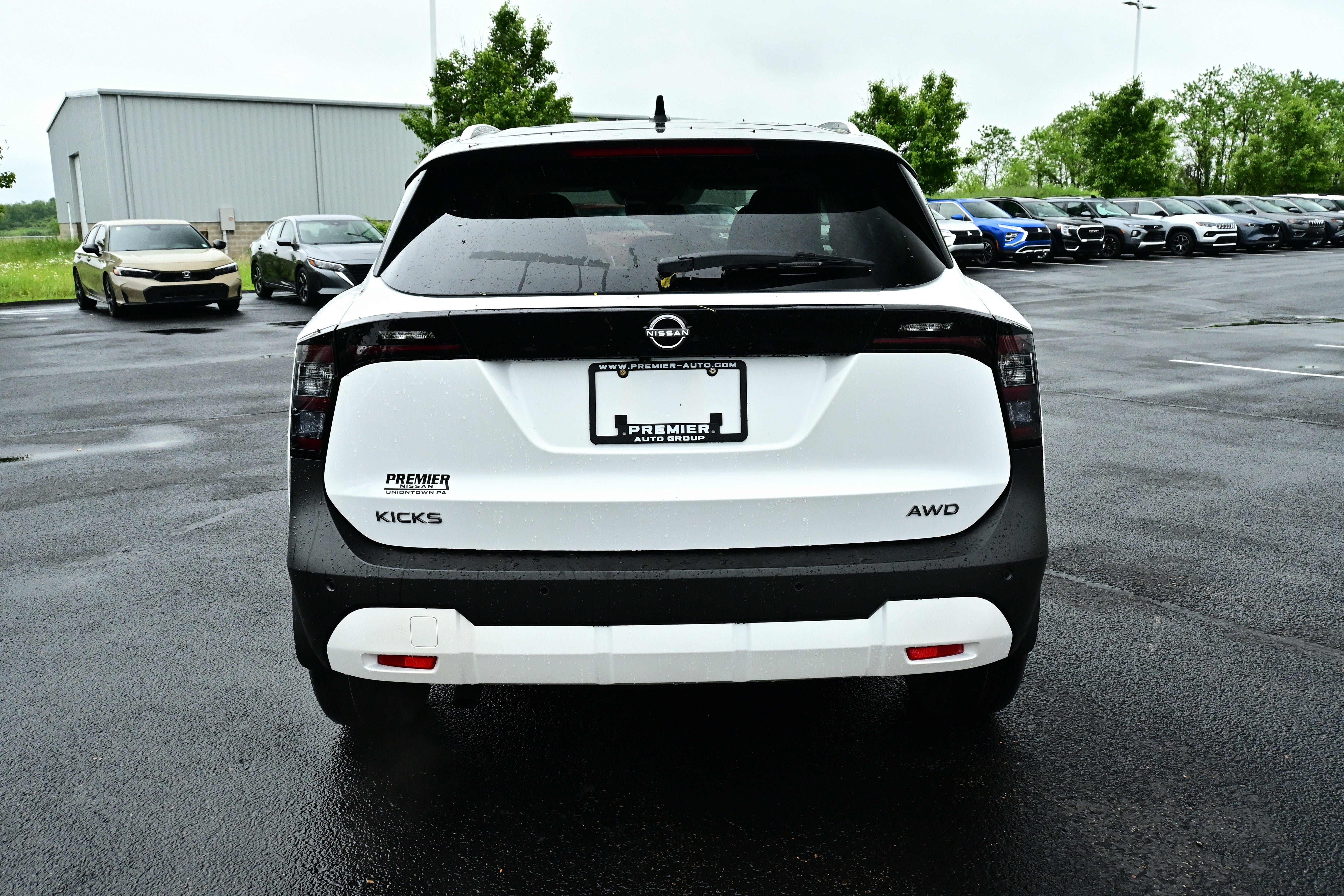 New 2026 Nissan Kicks SV w/ SV Premium Package AWD/4WD image 7
