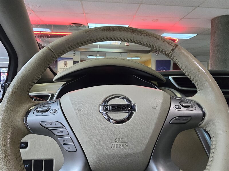 Used 2017 Nissan Murano SV AWD/4WD image 26