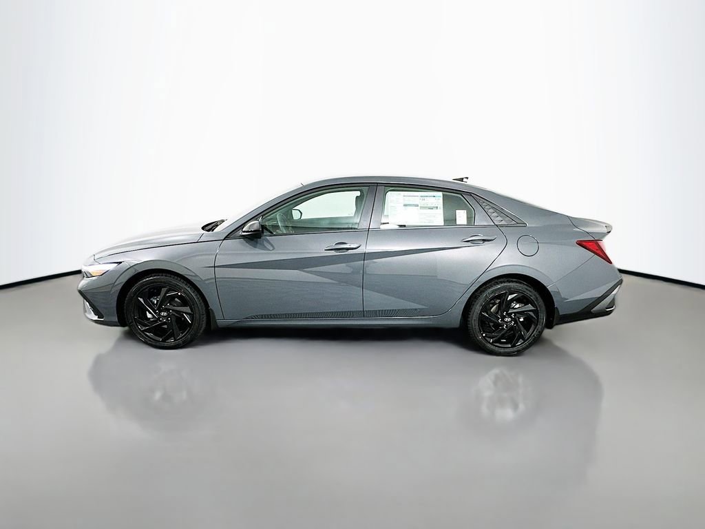 New 2026 Hyundai Elantra Sport image 8