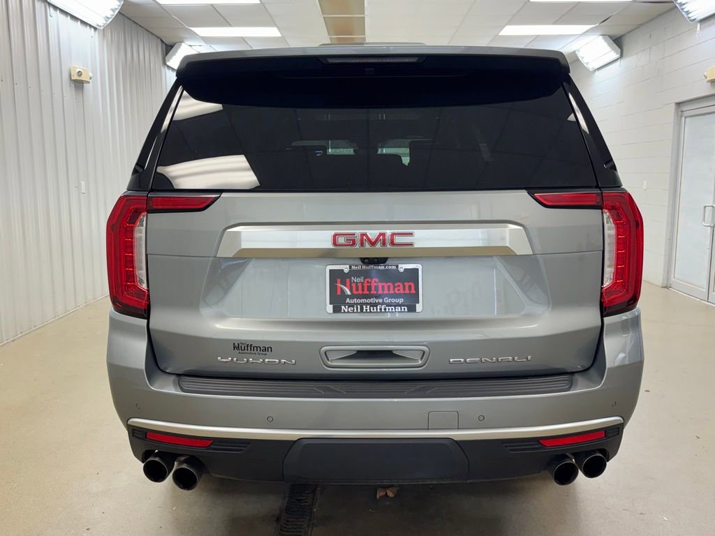Used 2023 GMC Yukon XL Denali w/ Advanced Technology Package AWD/4WD image 6