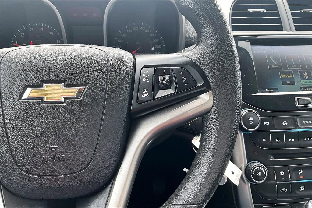 Used 2015 Chevrolet Malibu LT FWD image 19
