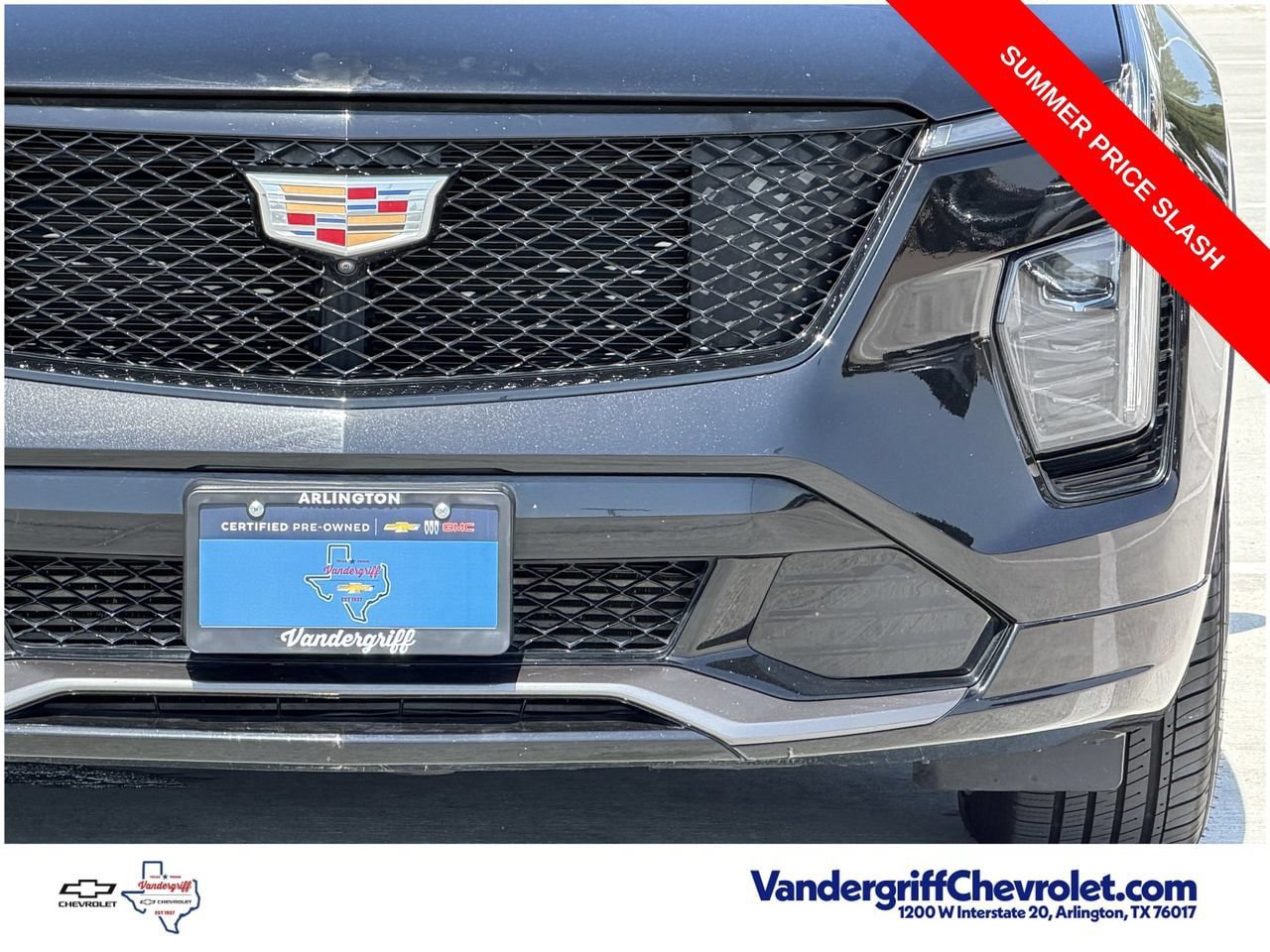 Used 2025 Cadillac XT4 Sport FWD image 8