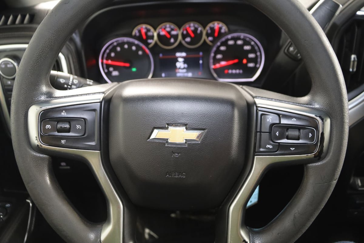 Used 2020 Chevrolet Silverado 2500 LT AWD/4WD image 30