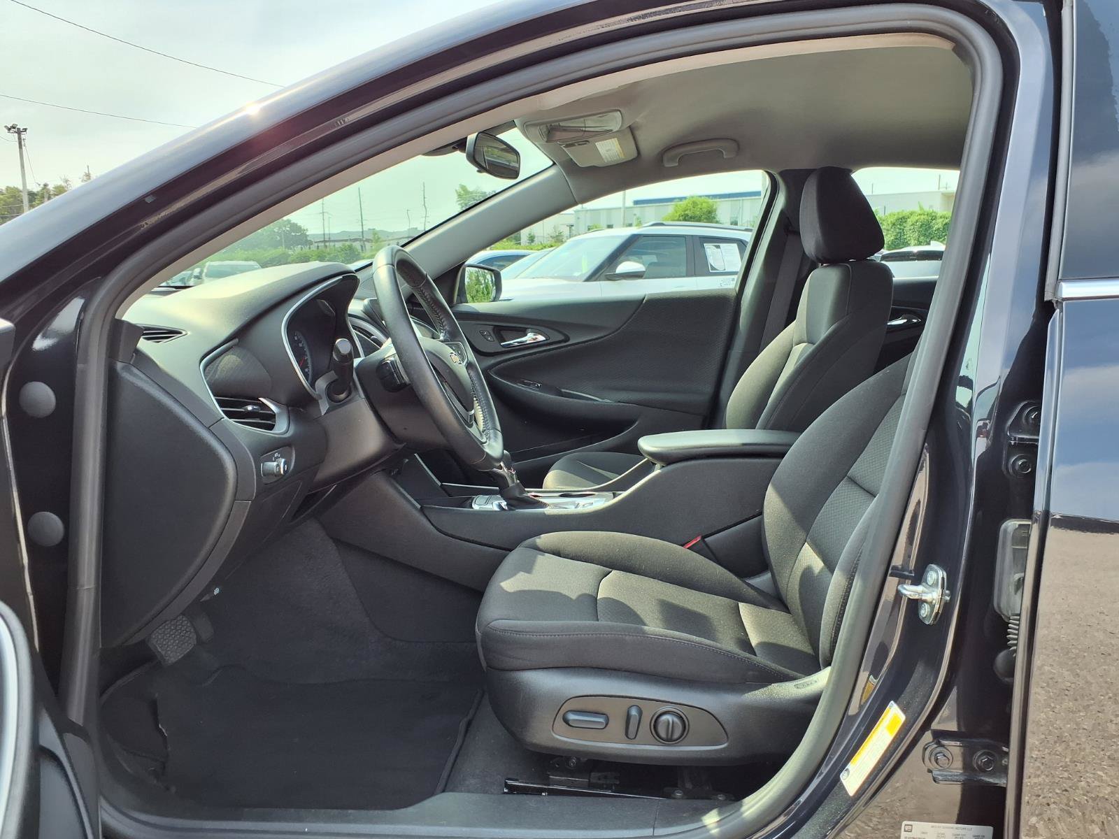 Used 2022 Chevrolet Malibu RS w/ LPO, Convenience Package 1 FWD image 22