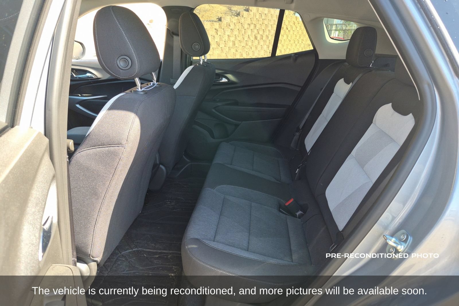 Used 2024 Chevrolet Trax LS FWD image 12