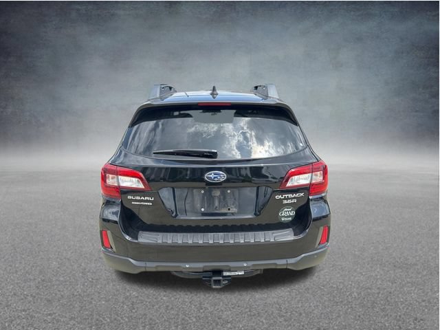 Used 2017 Subaru Outback 3.6R Limited AWD/4WD image 8