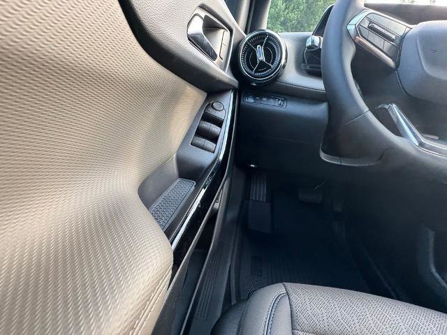 New 2026 Chevrolet Equinox LT w/ Convenience Package II image 50