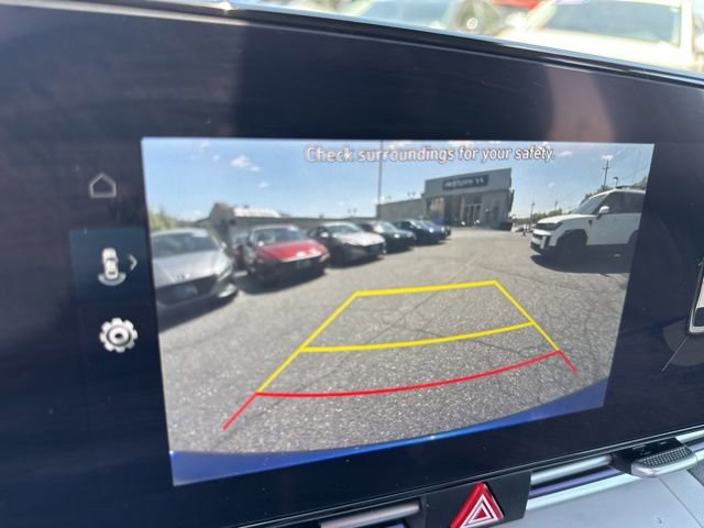Certified 2023 Hyundai Elantra Limited w/ Cargo Package FWD image 16
