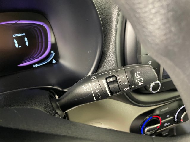 Certified 2023 Kia Soul LX FWD image 11