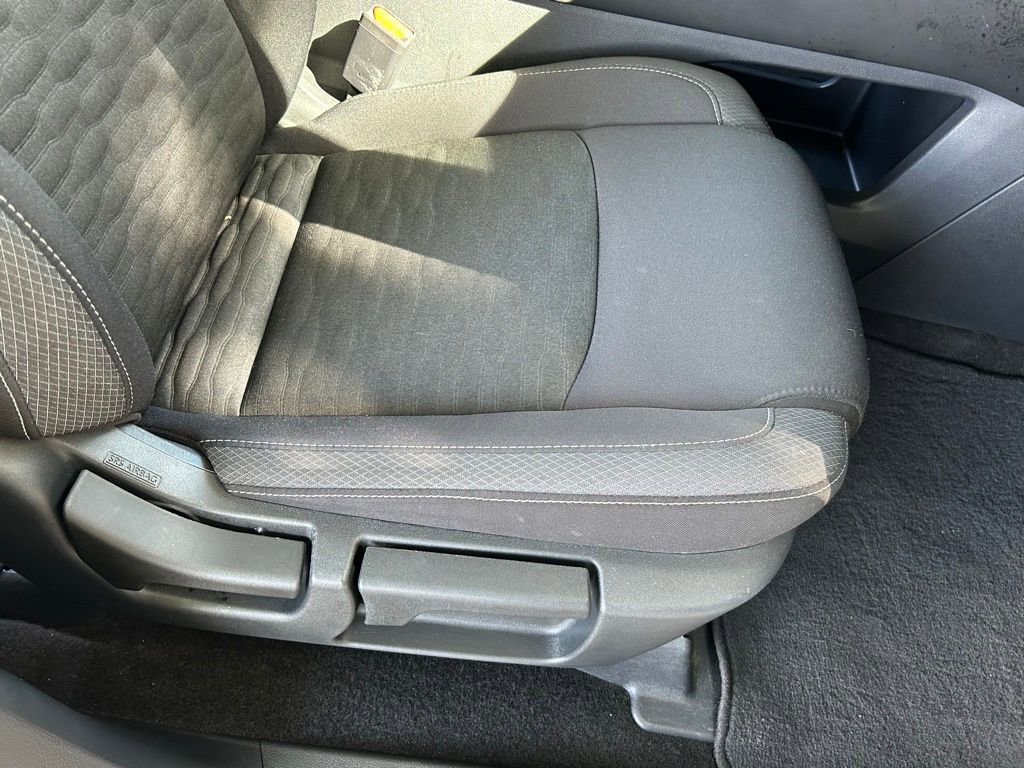 Used 2025 Nissan Pathfinder SV image 41