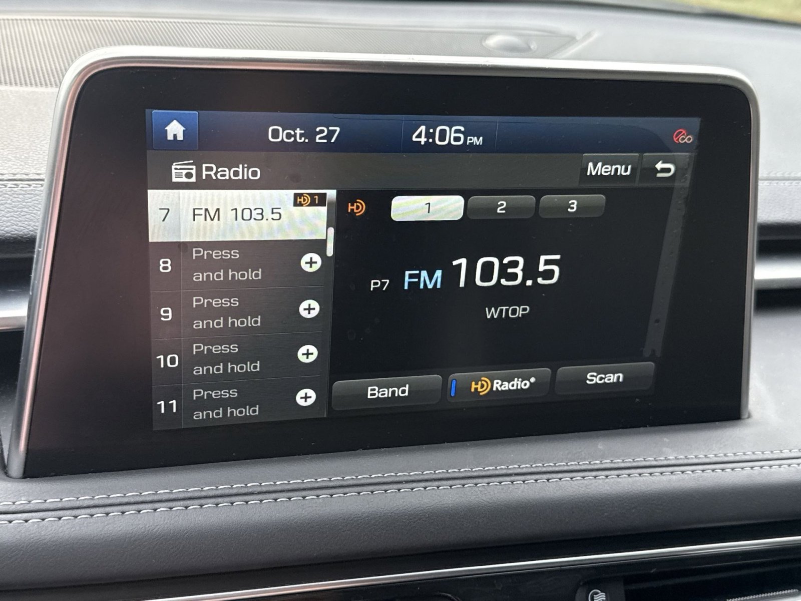 Used 2021 Genesis G70 2.0T w/ Elite Package image 17