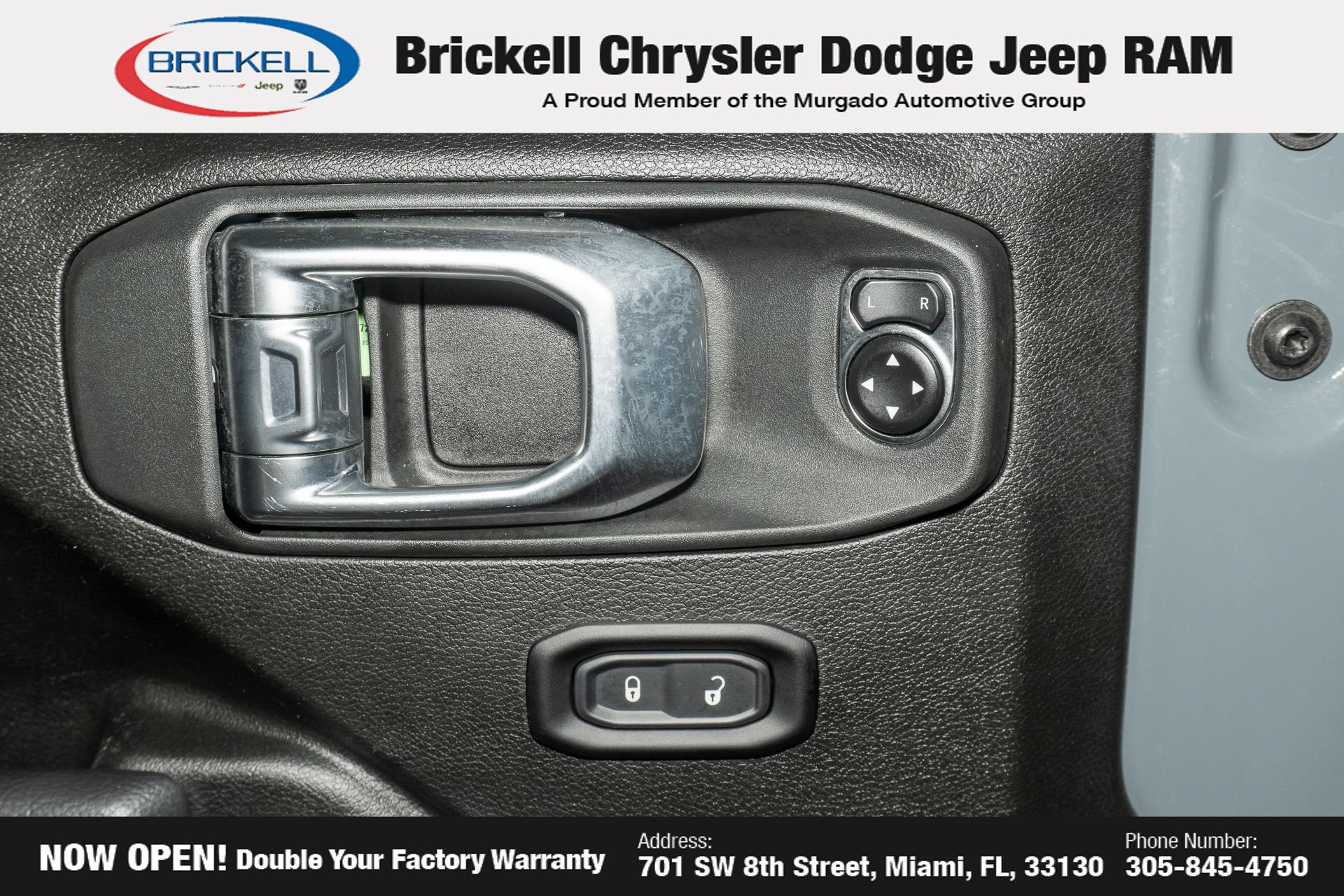 Used 2025 Jeep Wrangler Unlimited Rubicon AWD/4WD image 31