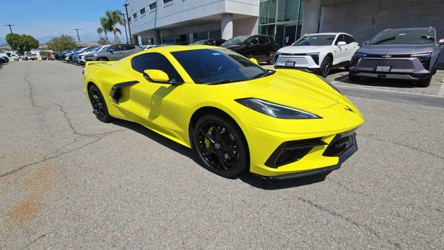 Used 2022 Chevrolet Corvette Stingray Preferred Cpe w/ Z51 Performance Package image 2