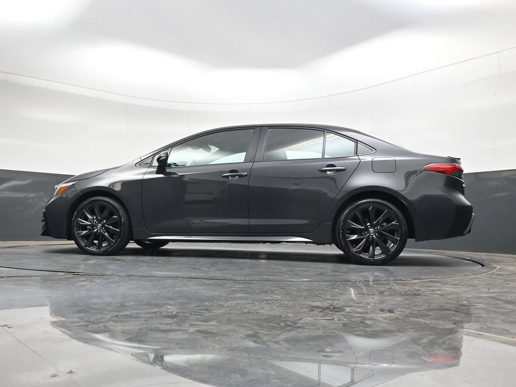 Used 2023 Toyota Corolla XSE FWD image 35