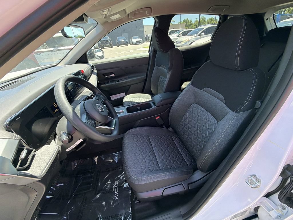 New 2026 Nissan Kicks SV w/ Cold Weather Package AWD/4WD image 11
