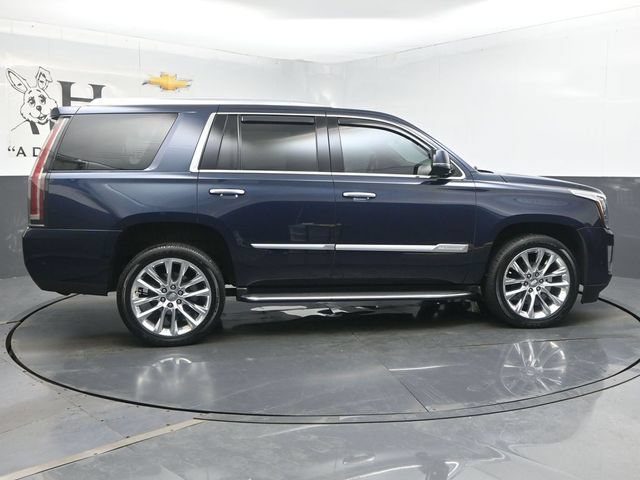 Used 2020 Cadillac Escalade Luxury AWD/4WD image 38