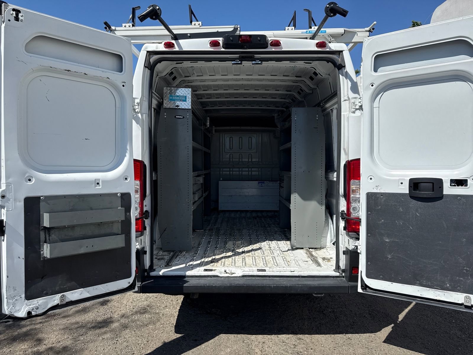 Used 2023 RAM ProMaster 3500 FWD image 23