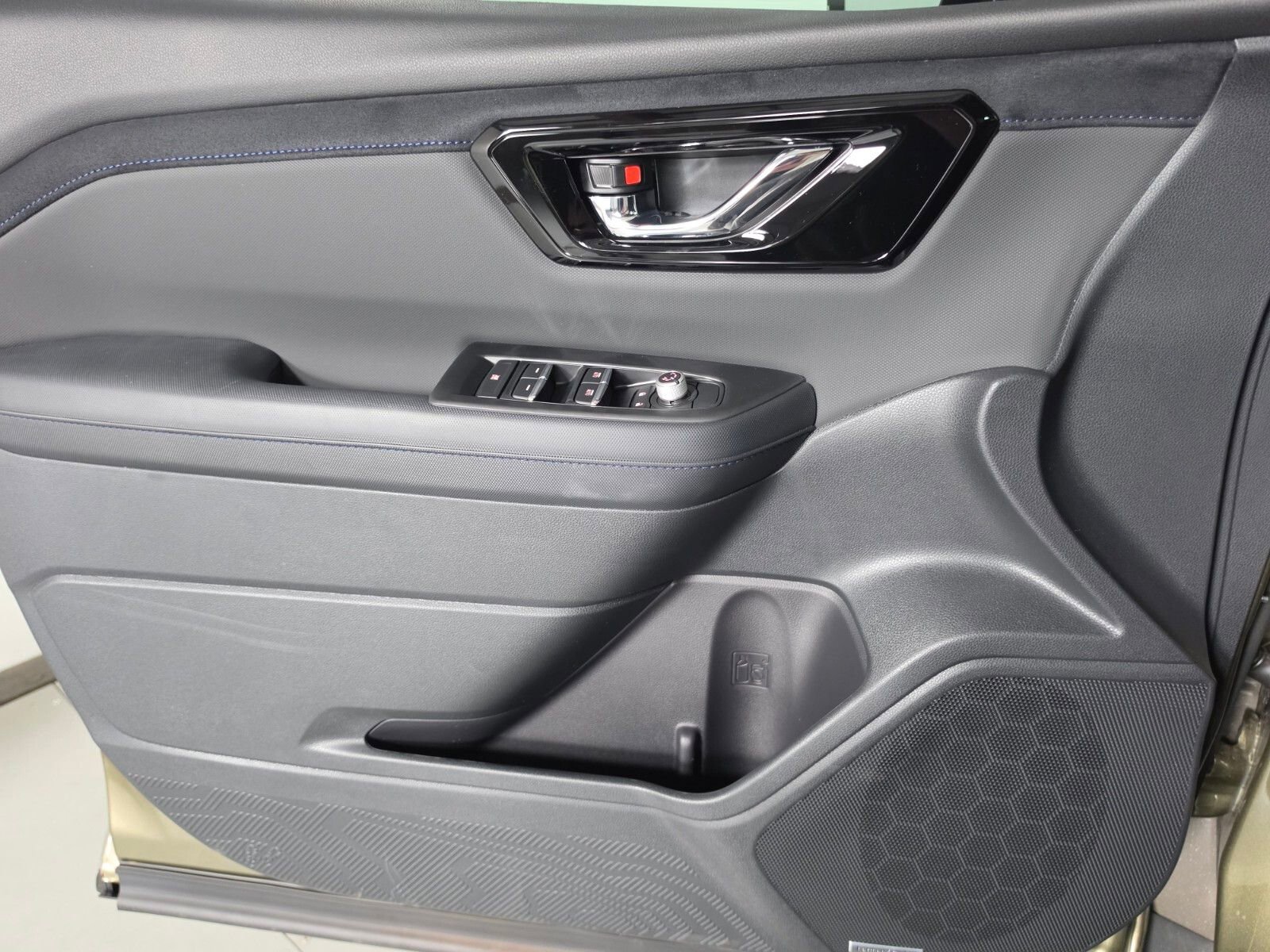 New 2026 Subaru Forester Limited AWD/4WD image 33