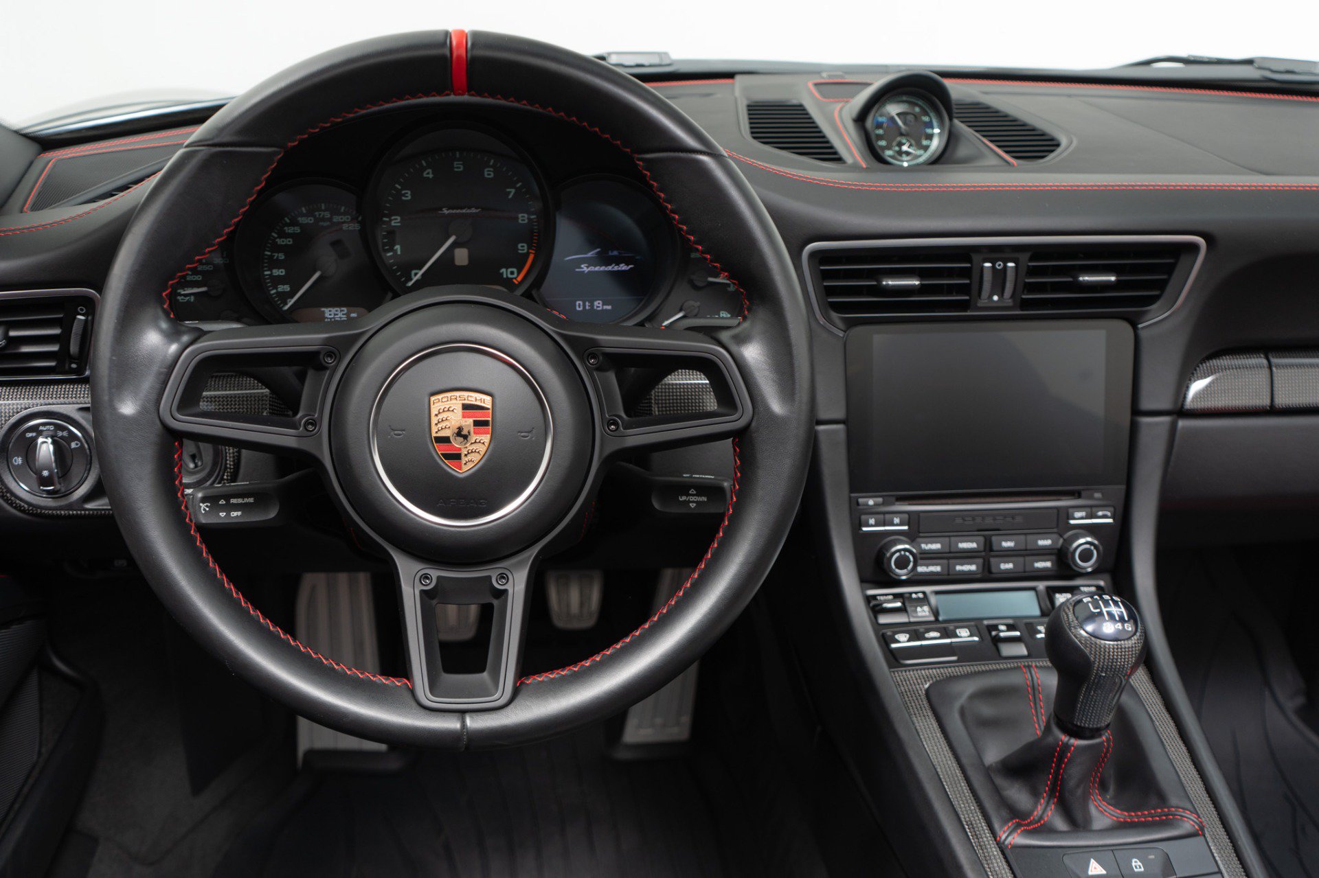 Used 2019 Porsche 911 Speedster RWD image 15