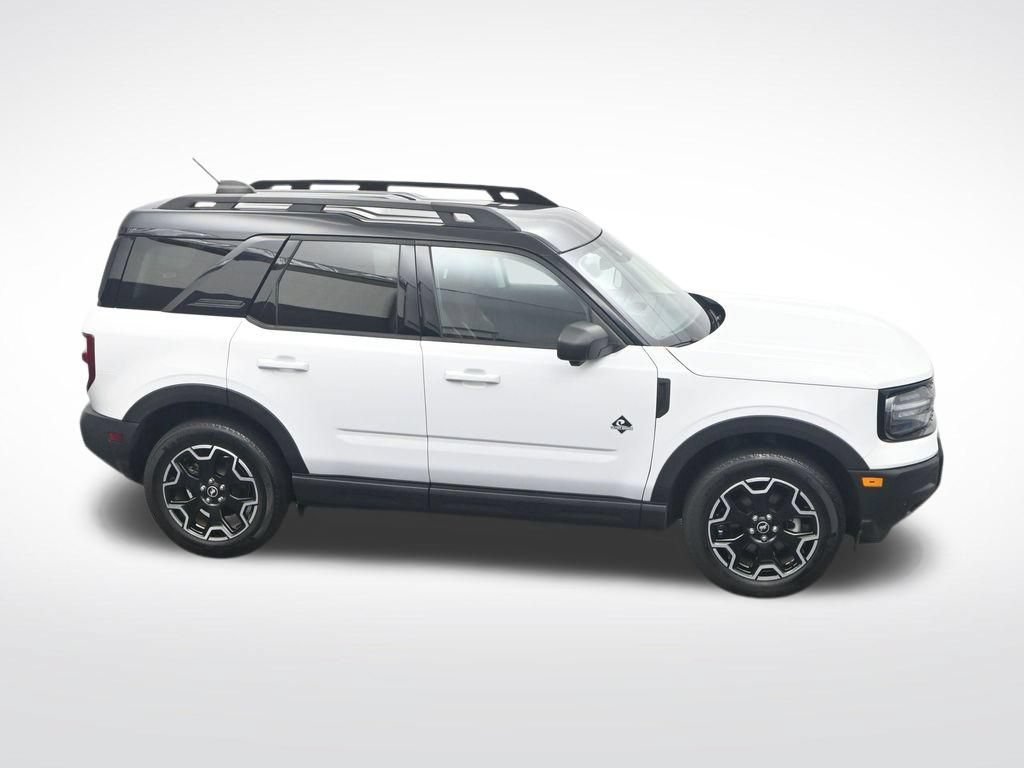 Certified 2025 Ford Bronco Sport Outer Banks w/ Outer Banks Tech Package+ AWD/4WD image 34