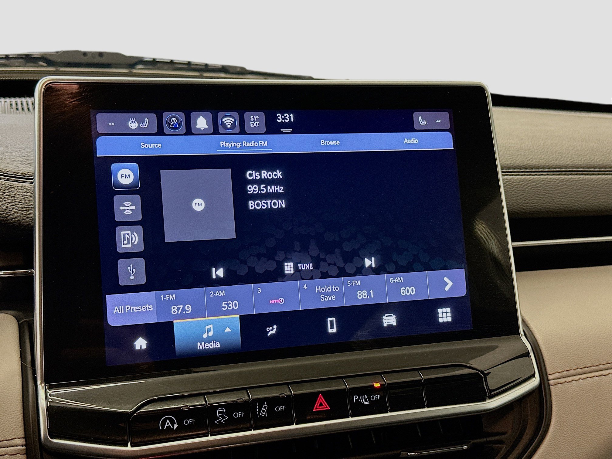 Used 2025 Jeep Compass Limited image 21