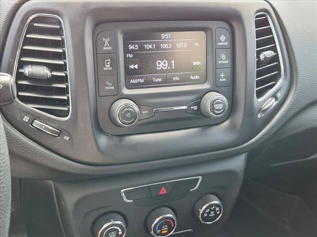 Used 2018 Jeep Compass Sport FWD image 11