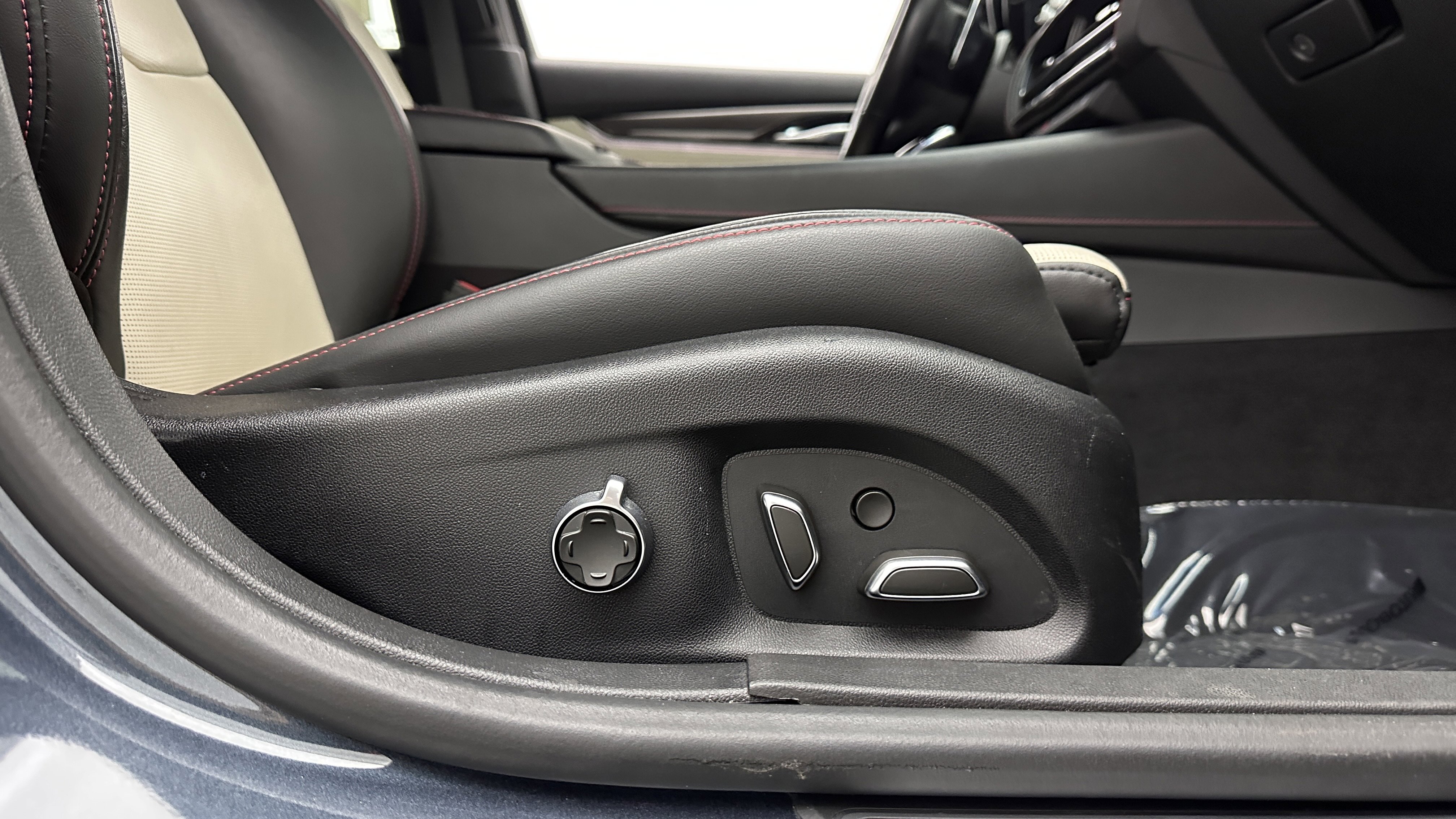 Used 2021 Cadillac CT5 Sport RWD image 36