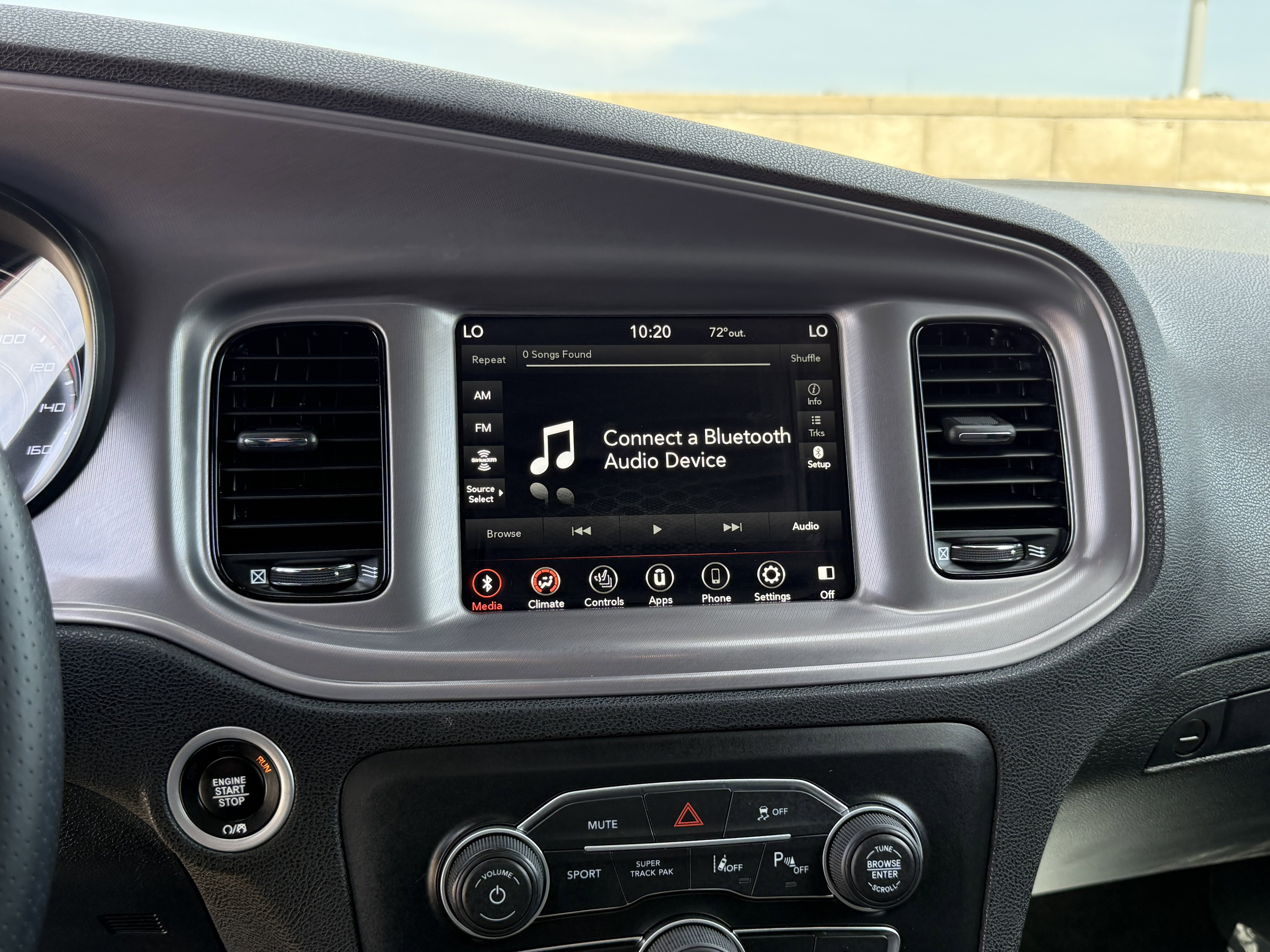 Used 2023 Dodge Charger R/T w/ Harman/Kardon Audio Group RWD image 26