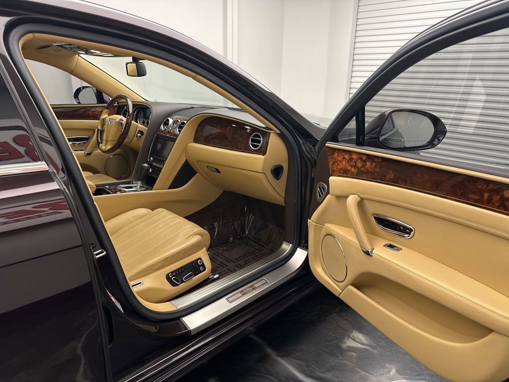 Used 2014 Bentley Flying Spur W12 AWD/4WD image 8