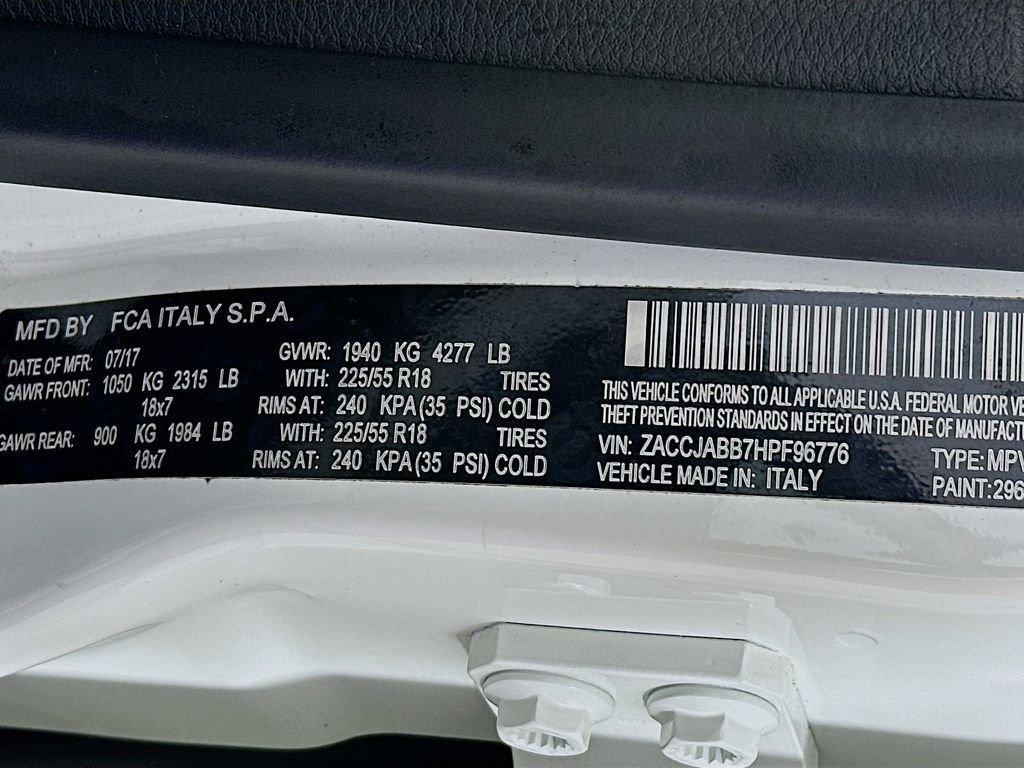 Used 2017 Jeep Renegade Altitude FWD image 27