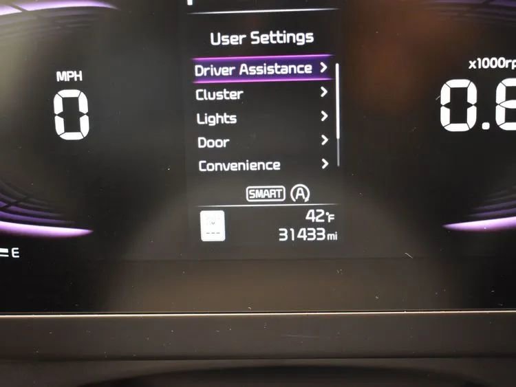 Used 2025 Kia Sportage LX image 28