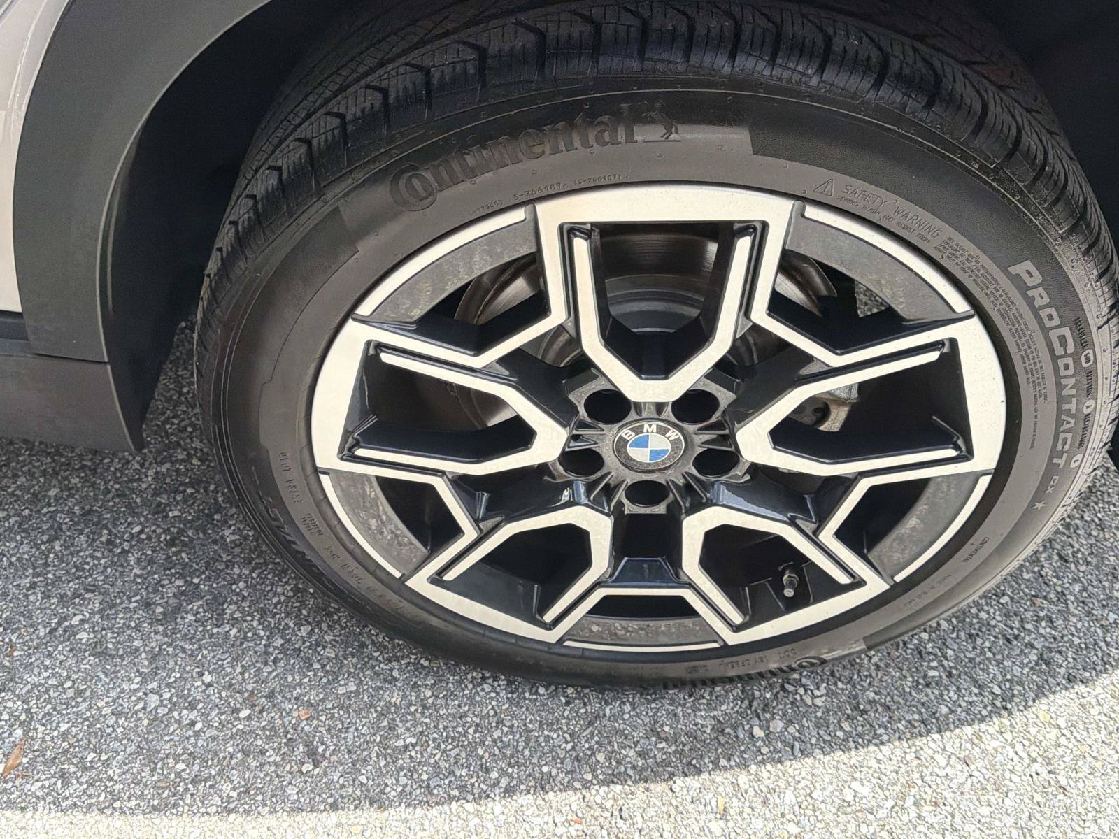 Used 2026 BMW X2 xDrive28i AWD/4WD image 11