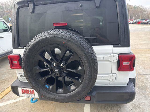 Used 2023 Jeep Wrangler Sahara w/ Cold Weather Group image 8