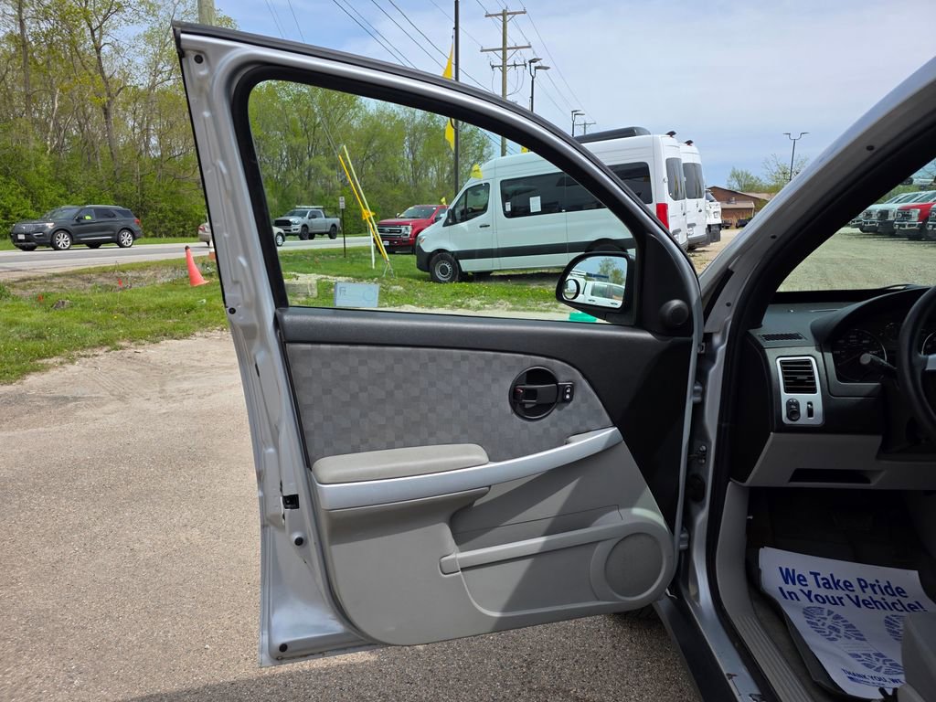Used 2009 Chevrolet Equinox LS FWD image 9
