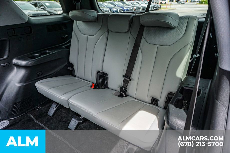 Used 2025 Hyundai Palisade SEL FWD image 22