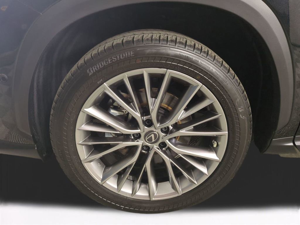 Used 2022 Lexus NX 350h AWD w/ Vision Package image 11