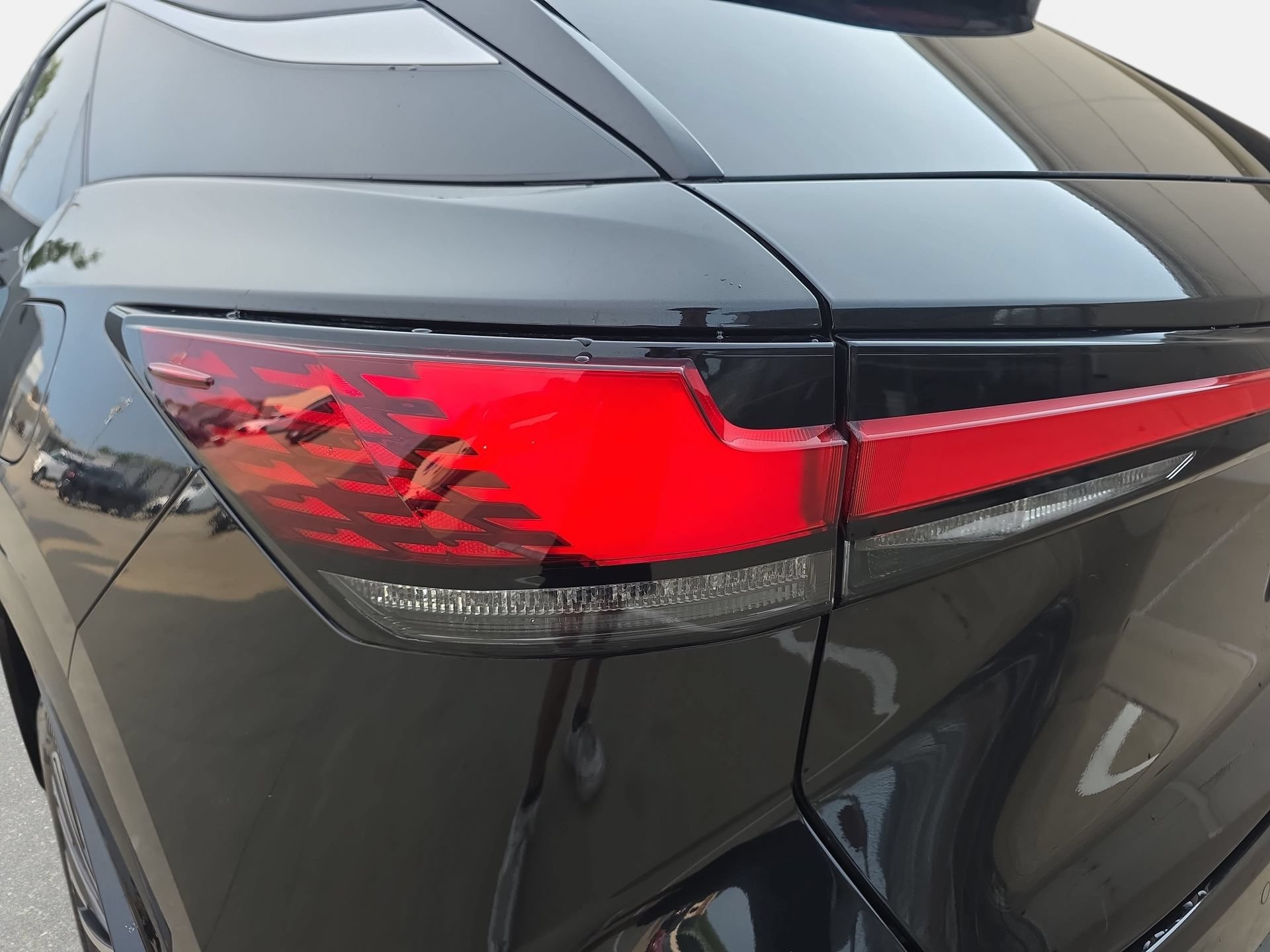 Used 2024 Lexus RX 350 Premium Plus w/ Convenience Package FWD image 33