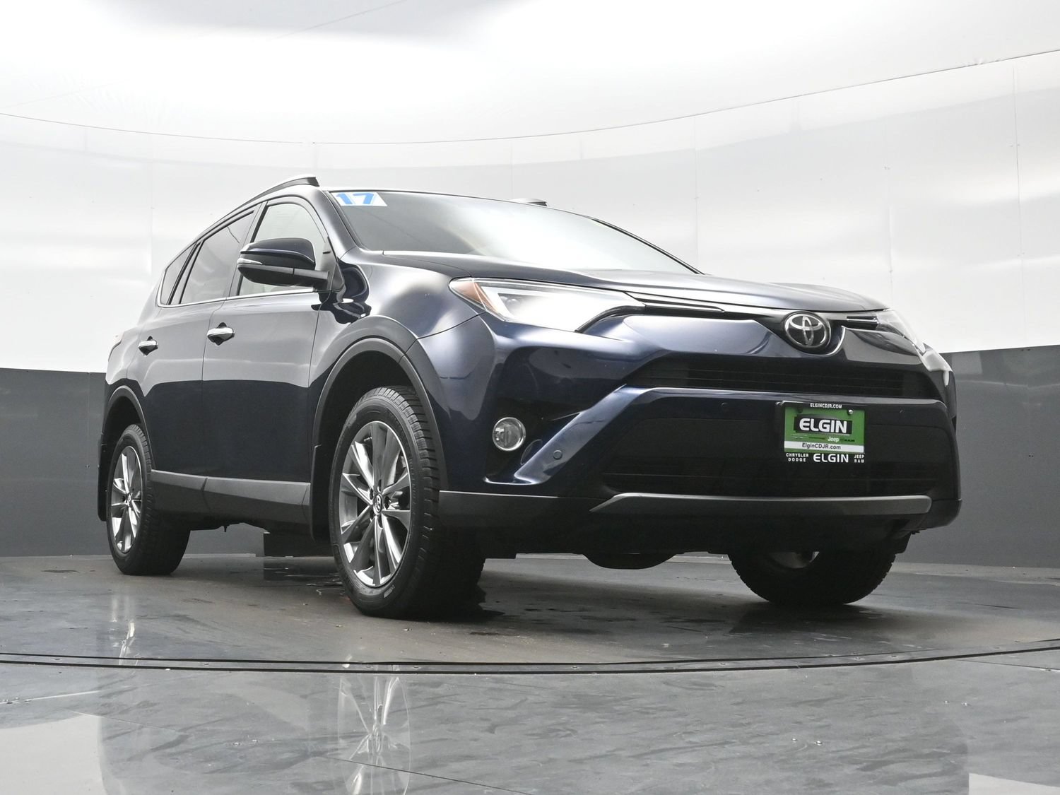 Used 2017 Toyota RAV4 Limited w/ Carpet Mat Package AWD/4WD image 37