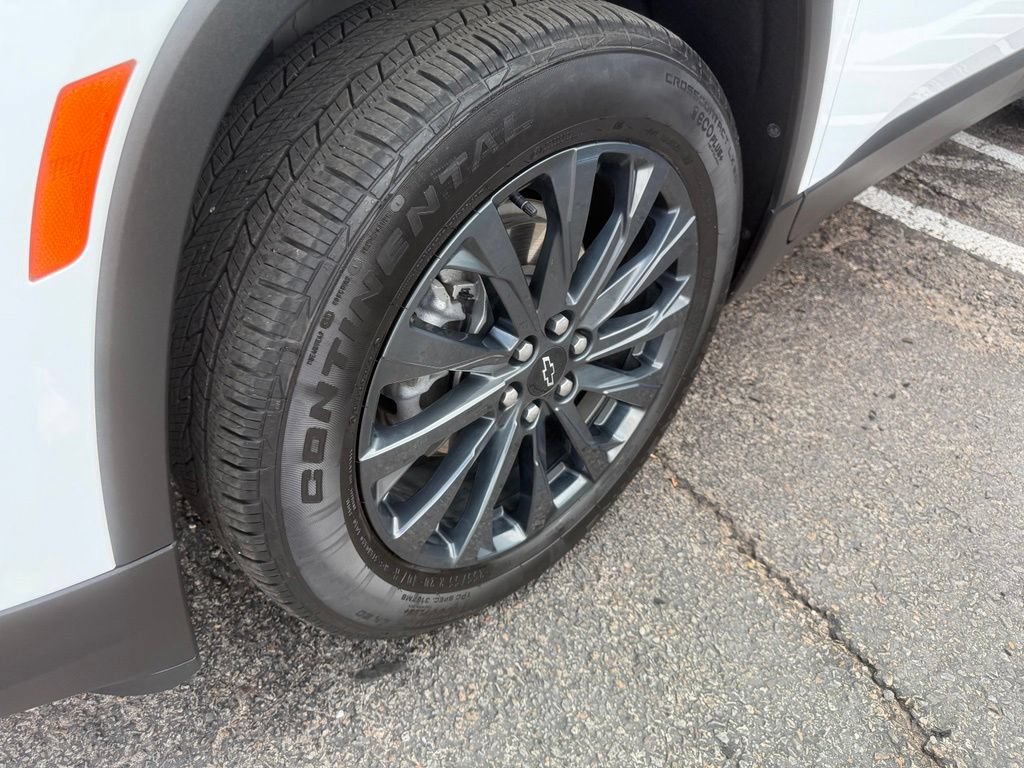 Used 2023 Chevrolet Traverse RS AWD/4WD image 10
