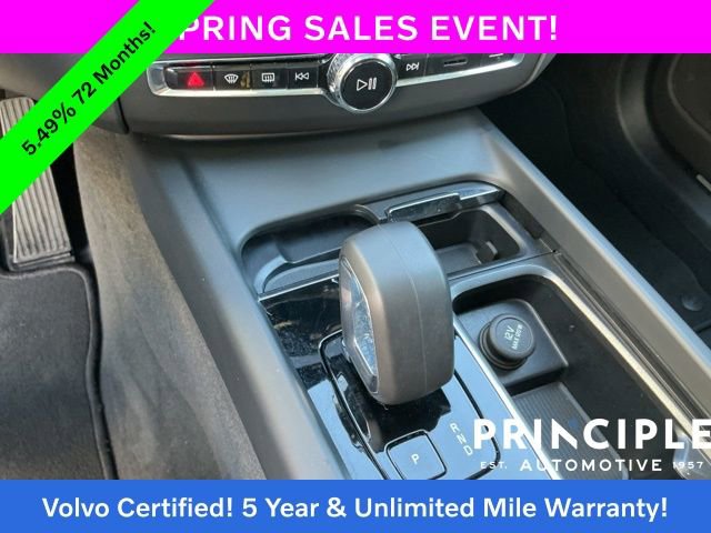 Certified 2025 Volvo XC60 B5 Core image 22