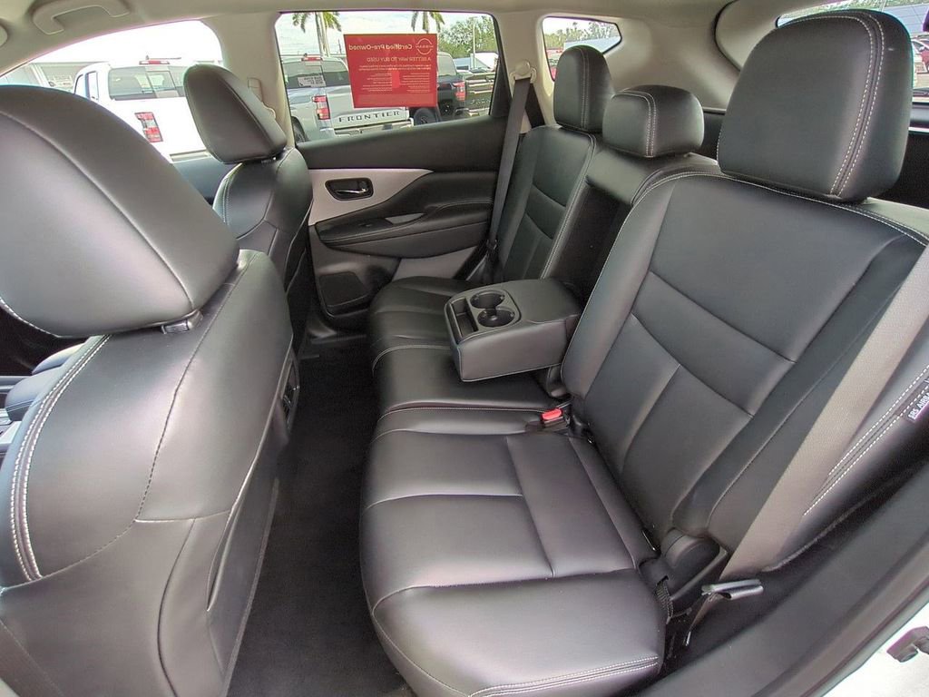 Certified 2024 Nissan Murano SV w/ SV Midnight Edition Package image 14
