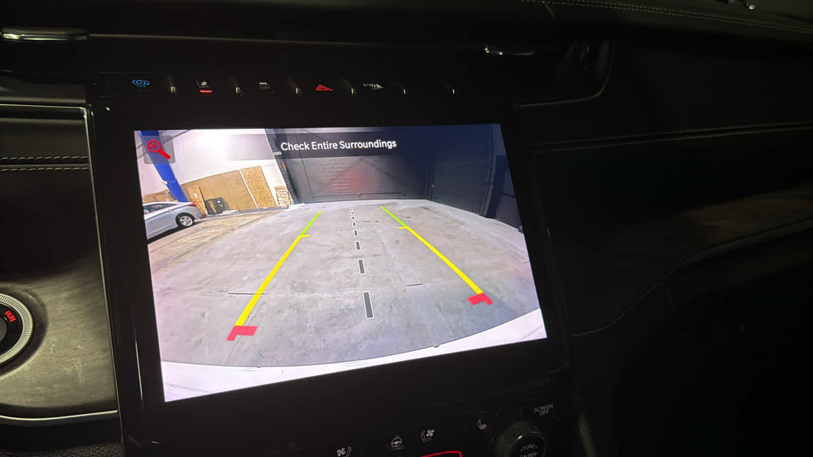 Used 2023 Jeep Grand Cherokee Overland AWD/4WD image 16
